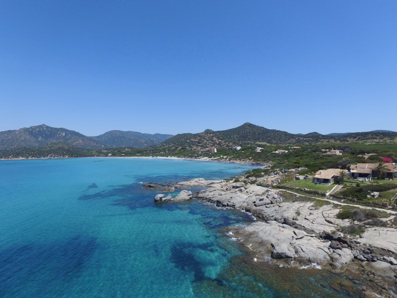 Glasklares Wasser an der Bucht von Villasimius Glasklares Wasser an der Bucht von Villasimius