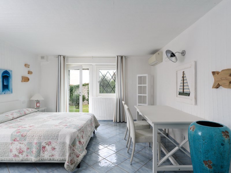 Schlafzimmer 3 im Untergeschoß mit Ausgang zum Garten Schlafzimmer 3 im Untergeschoß mit Ausgang zum Garten