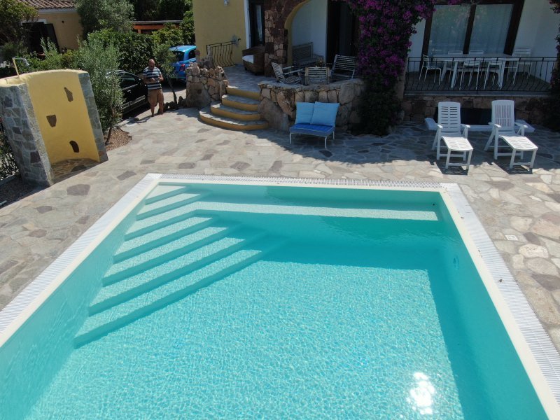 Hausdarstellung Villa Maestrale, Cala Ginepro, Nordsardinien Hausdarstellung Villa Maestrale, Cala Ginepro, Nordsardinien
