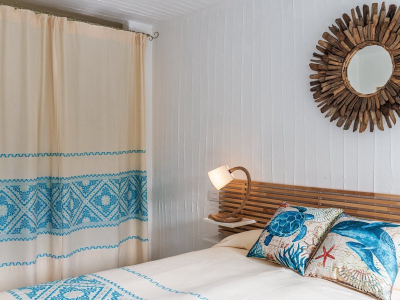3. Schlafzimmer mit Doppelbett im Untergeschoss 3. Schlafzimmer mit Doppelbett im Untergeschoss