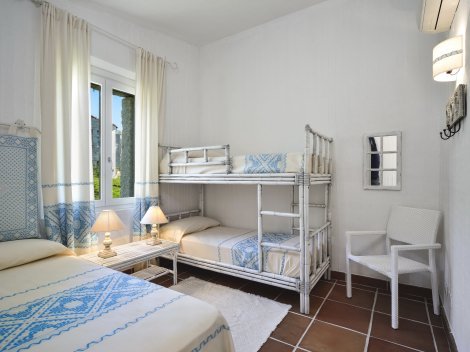Schlafzimmer 3 mit Hochbett und Einzelbett
