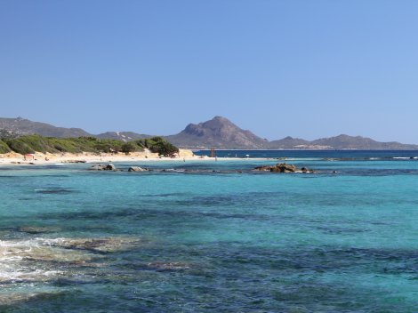 Blick von Süden auf die Costa Rei