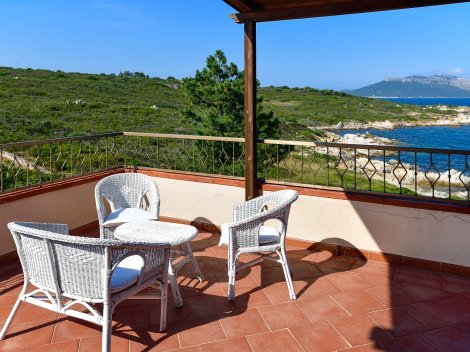 Dachterrasse mit freiem Meerblick