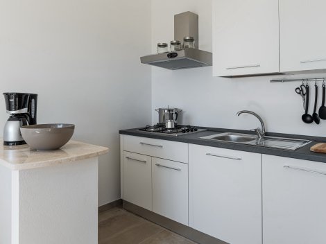 Moderne und helle Küche